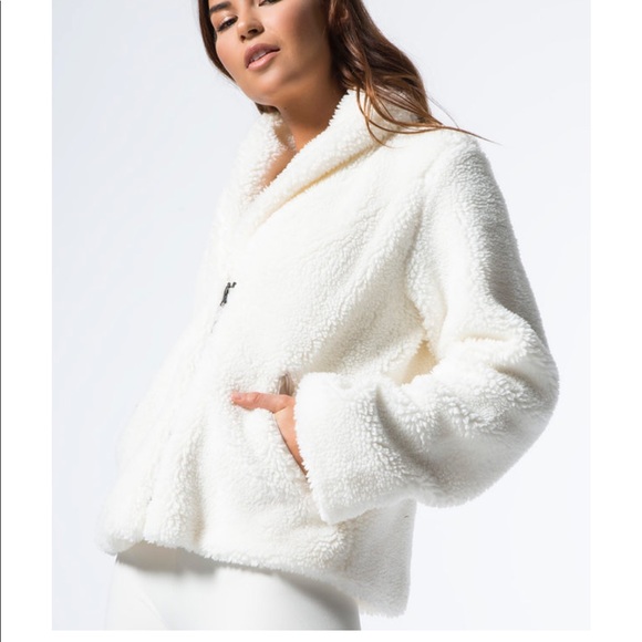 ALO Yoga Sweaters - ALO Yoga “Cozy Up” Faux Fur Crop Sweater